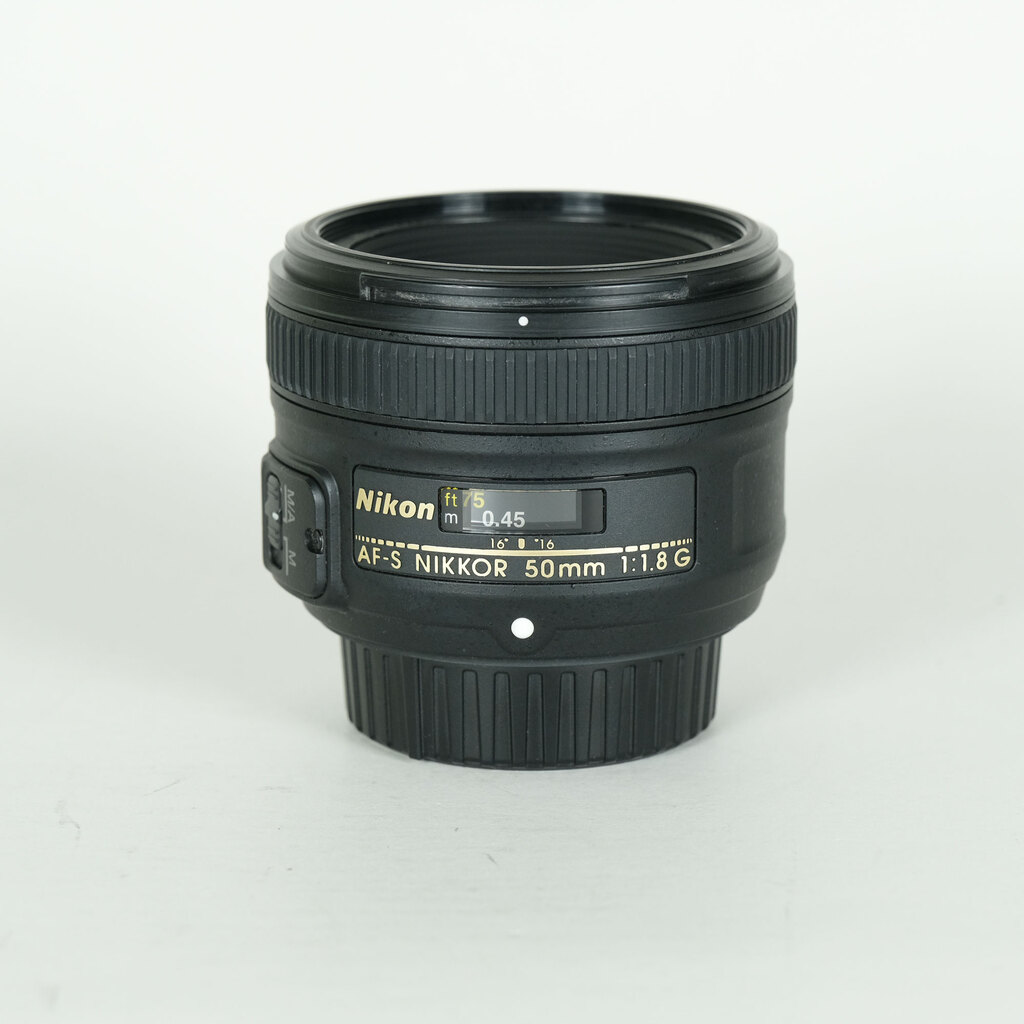 AF-S NIKKOR 50mm f/1.8G 中古価格比較 - 価格.com