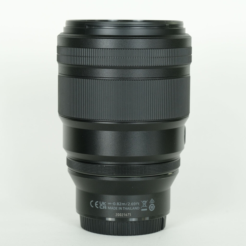Nikon NIKKOR Z 135mm f/1.8 S Plena