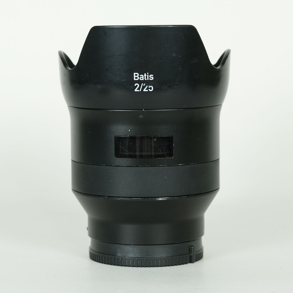 Carl Zeiss Batis 2/25 [�\�j�[E�p]