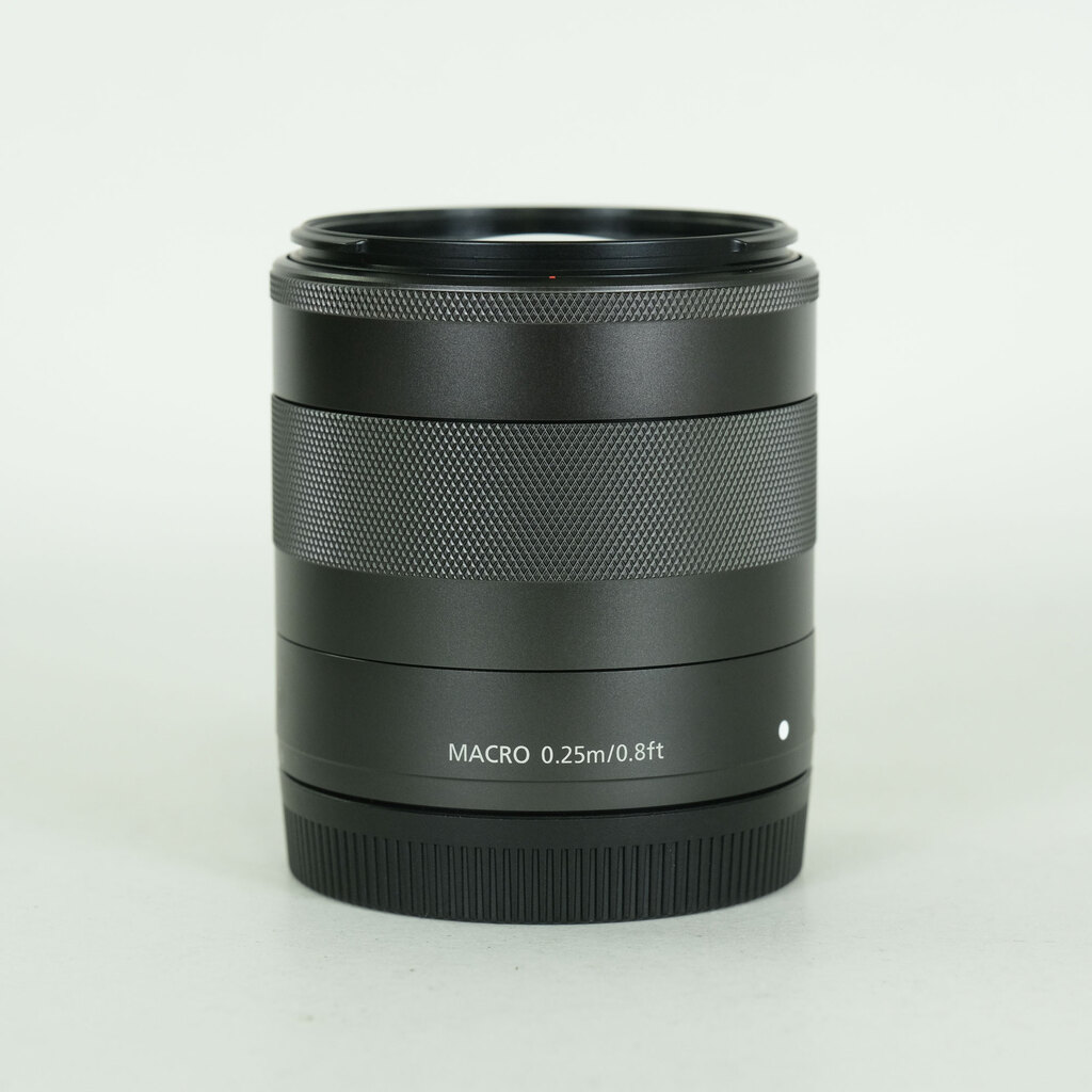 Canon EF-M18-55mm F3.5-5.6 IS STM