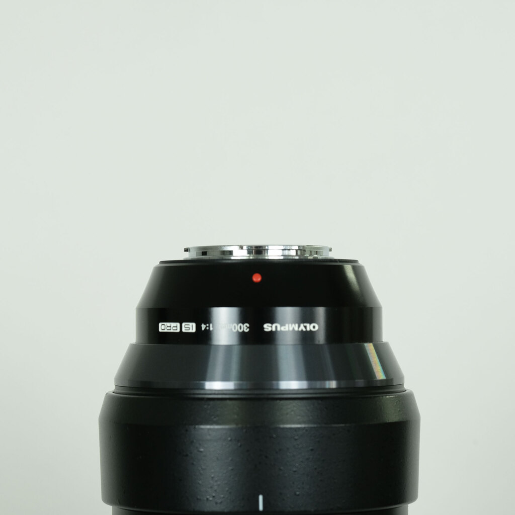 OLYMPUS M.ZUIKO DIGITAL ED 300mm F4.0 IS PRO