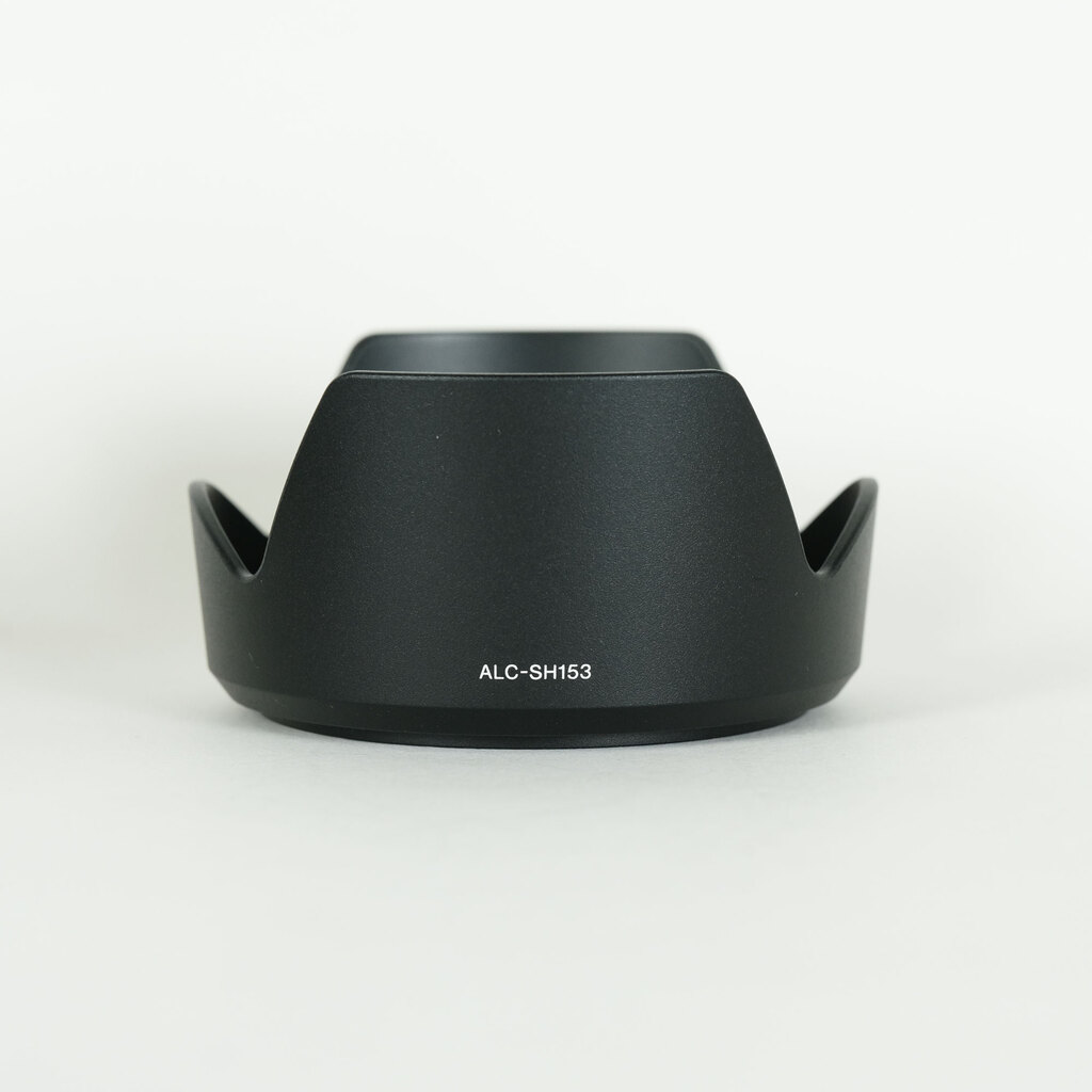 SONY E 18-135mm F3.5-5.6 OSS SEL18135