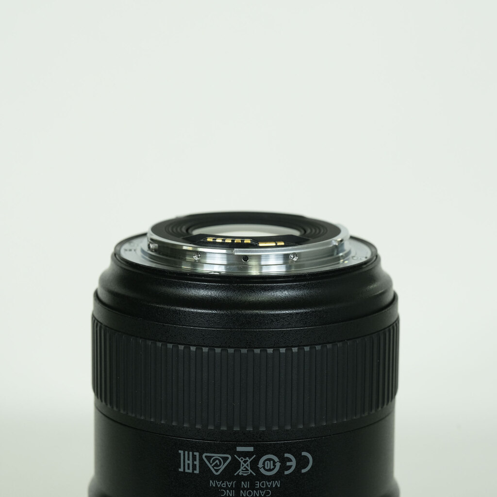 Canon EF16-35mm F2.8L III USM Canon EF16-35mm F2.8L III USM