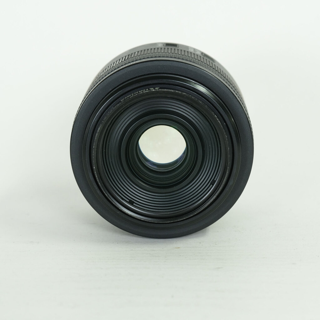 Canon RF35mm F1.8 MACRO IS STM