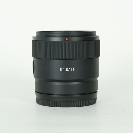 SONY E 11mm F1.8 SEL11F18を徹底解説。「バーゲンプライス」と表現
