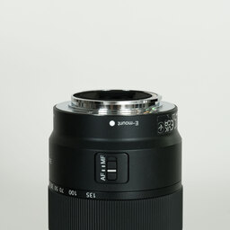 SONY E 18-135mm F3.5-5.6 OSS SEL18135