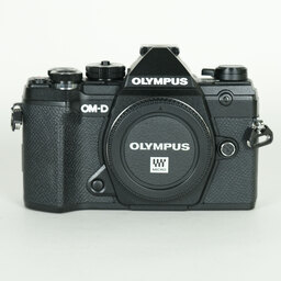 OLYMPUS OM-D E-M5 Mark III