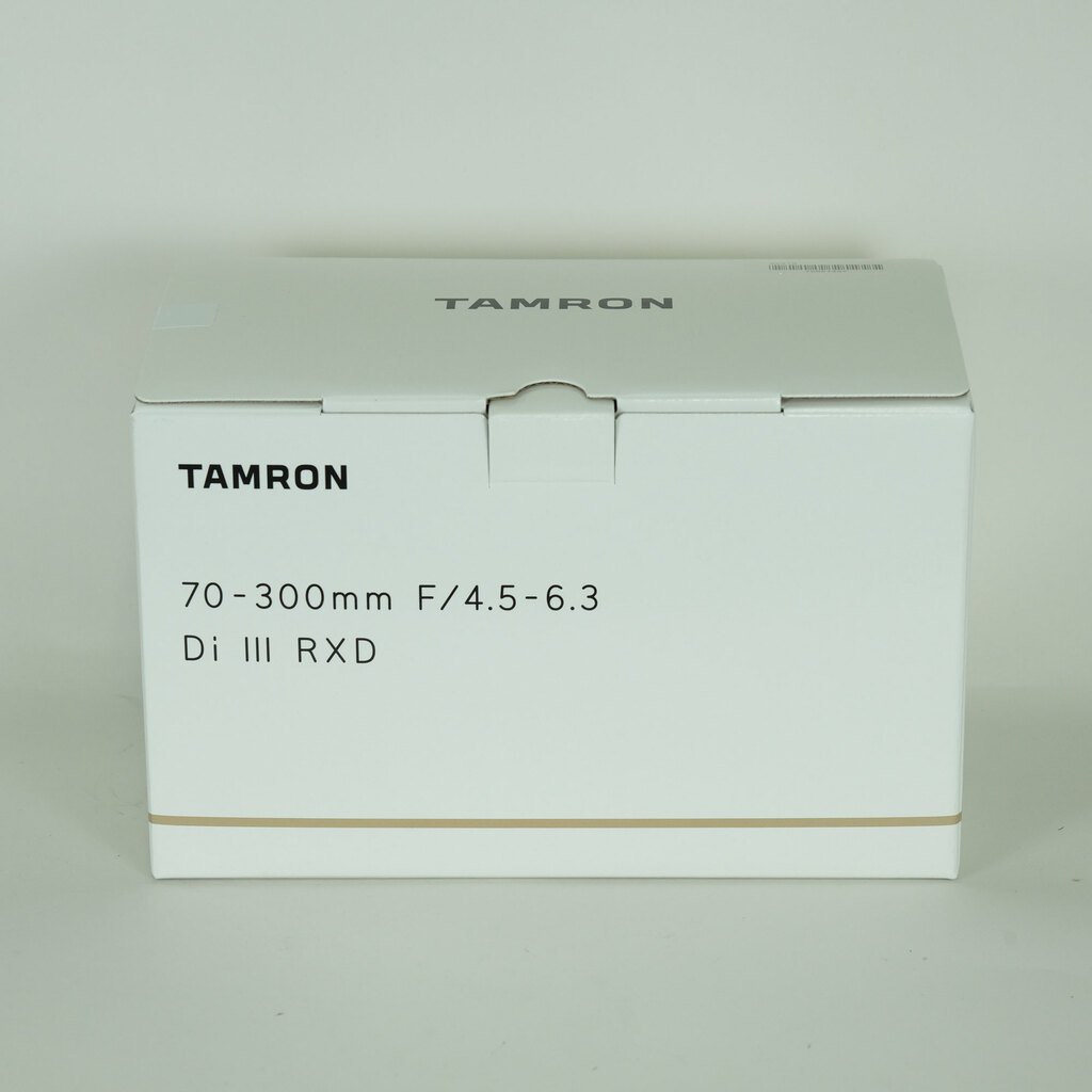 TAMRON 70-300mm F/4.5-6.3 Di III RXD (Model A047) [ソニーE用]