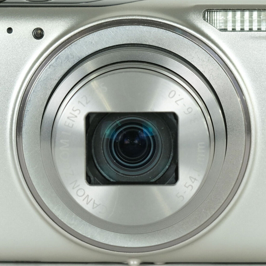 Canon IXY 650 シルバー
