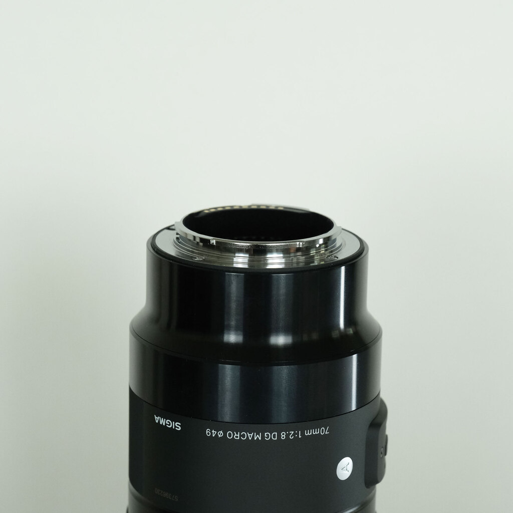 SIGMA 70mm F2.8 DG MACRO｜Art [ソニーE用]