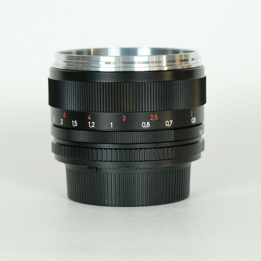 Carl Zeiss Planar T* 50mm F1.4 ZF [ニコンF用]