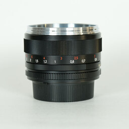 Carl Zeiss Planar T* 50mm F1.4 ZF [ニコンF用]