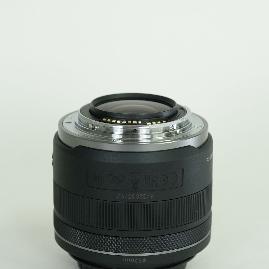 Canon RF35mm F1.8 MACRO IS STM