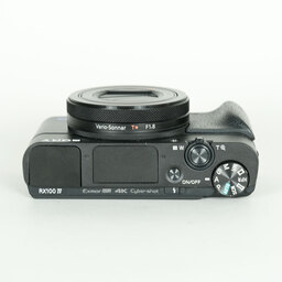 SONY Cyber-shot DSC-RX100M4