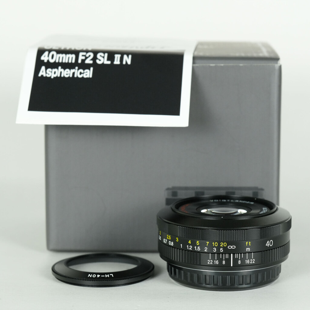 Voigtlander ULTRON 40mm F2 SLII Aspherical EF