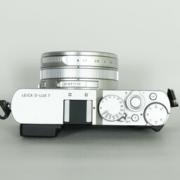 LEICA D-LUX7 シルバー