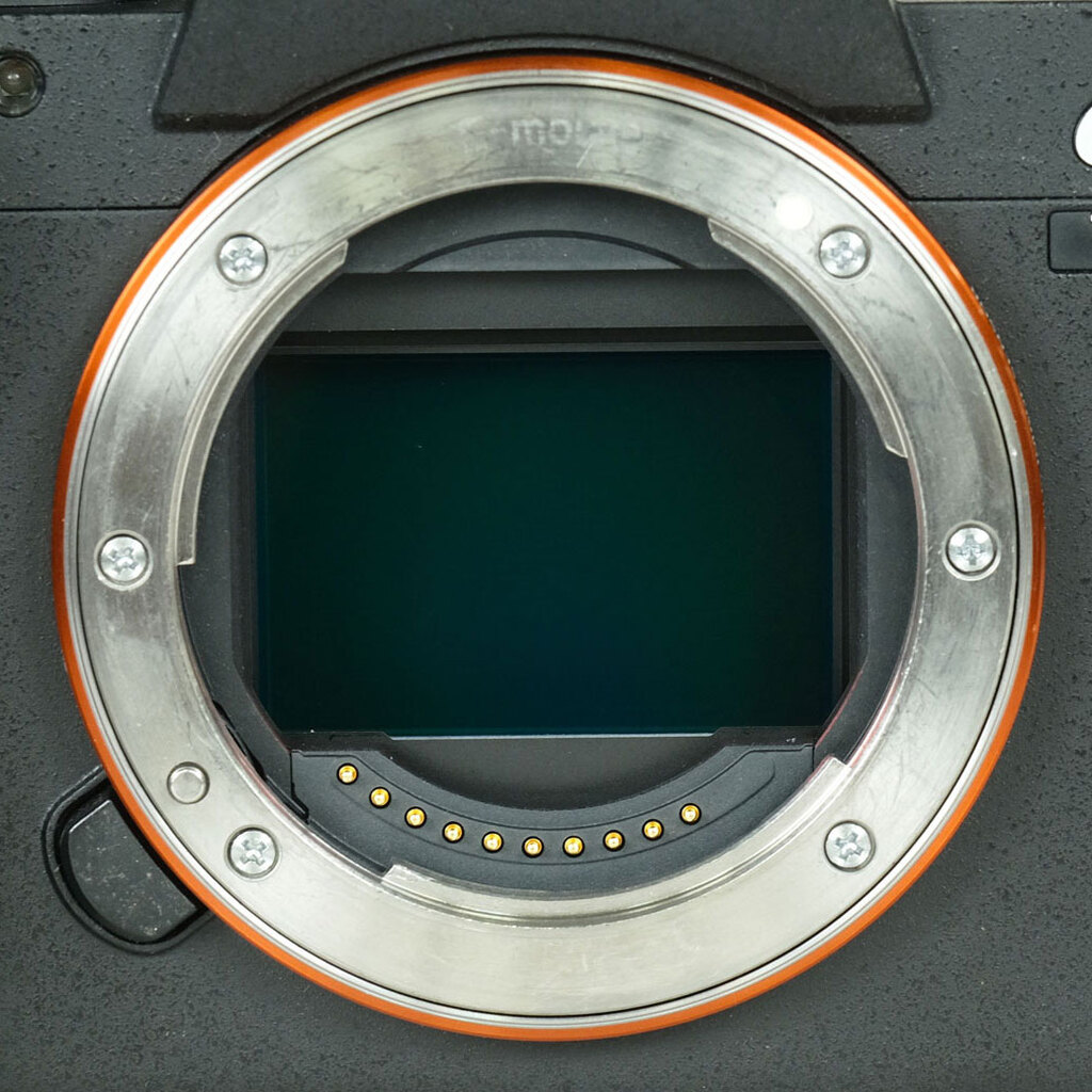 SONY α7R IV（ILCE-7RM4）の出品 | ONE SCENE（ワンシーン）