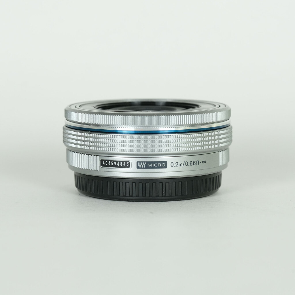 OLYMPUS M.ZUIKO DIGITAL ED 14-42mm F3.5-5.6 EZ シルバー