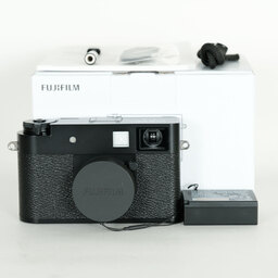 FUJIFILM X half X-HF1
