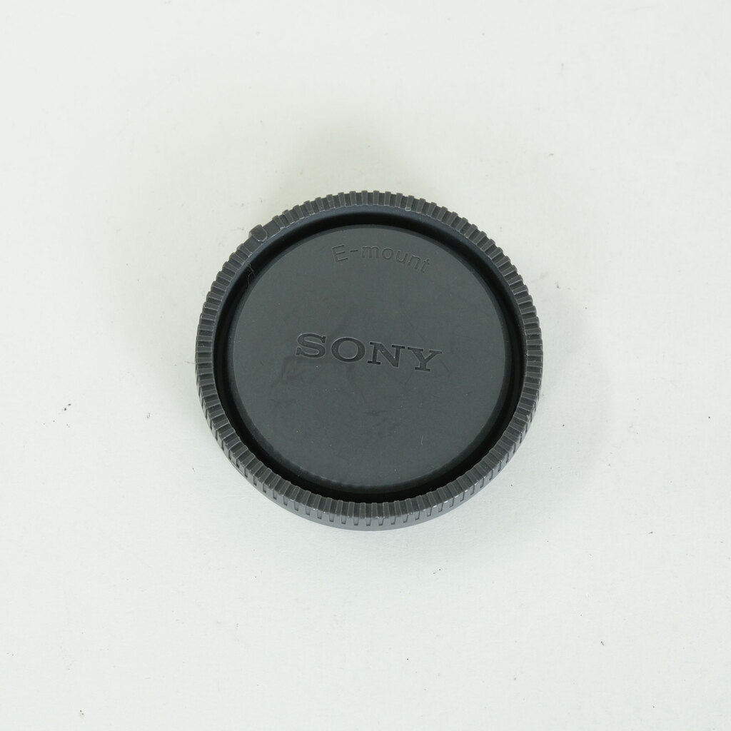 SONY FE 85mm F1.8 SEL85F18