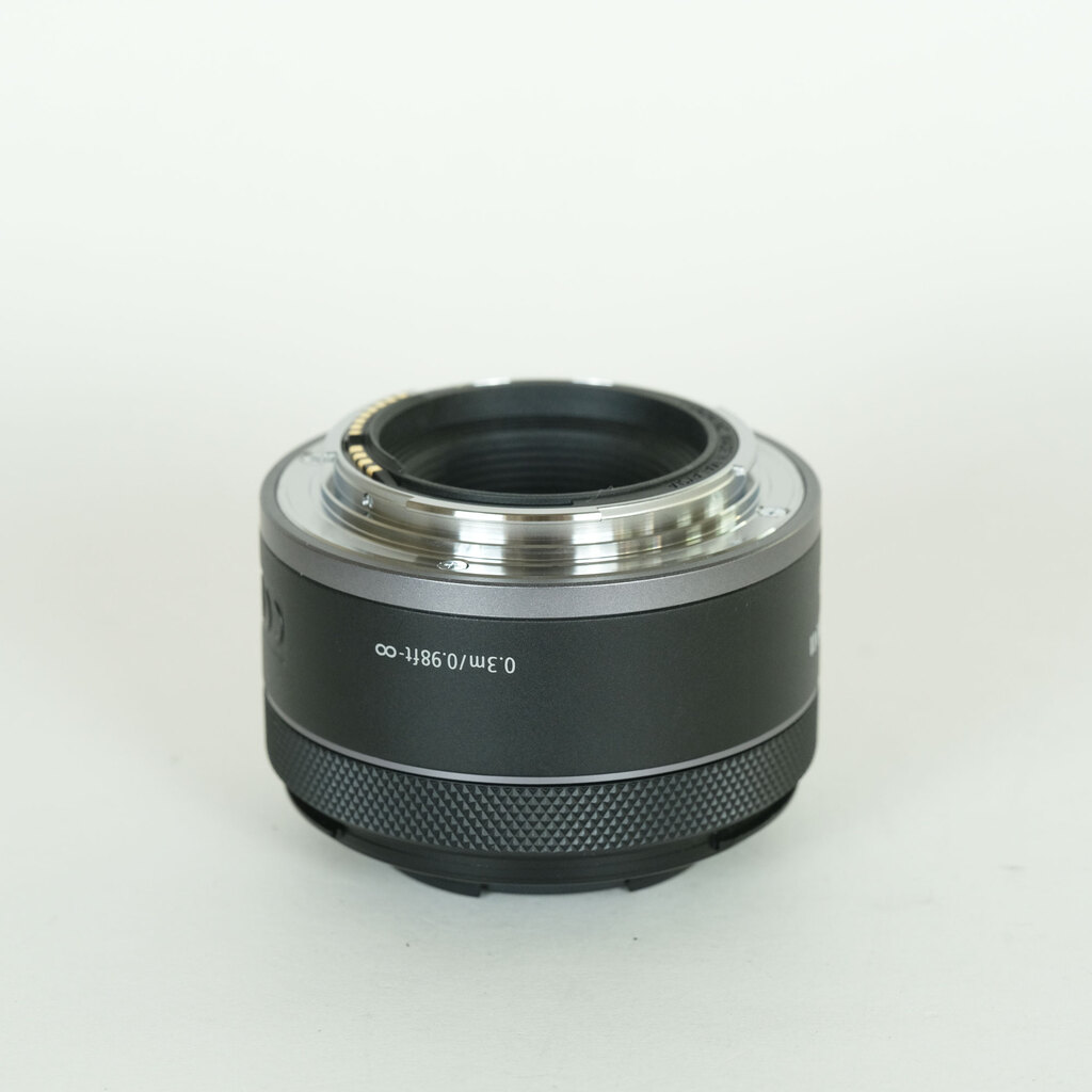 Canon RF50mm F1.8 STM