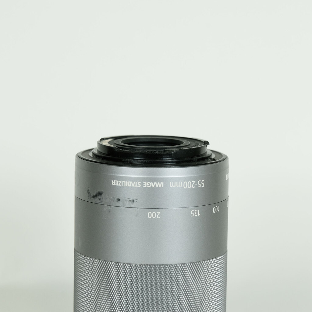 Canon EF-M55-200mm F4.5-6.3 IS STM シルバー