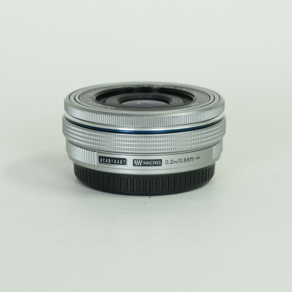 OLYMPUS M.ZUIKO DIGITAL ED 14-42mm F3.5-5.6 EZ シルバー