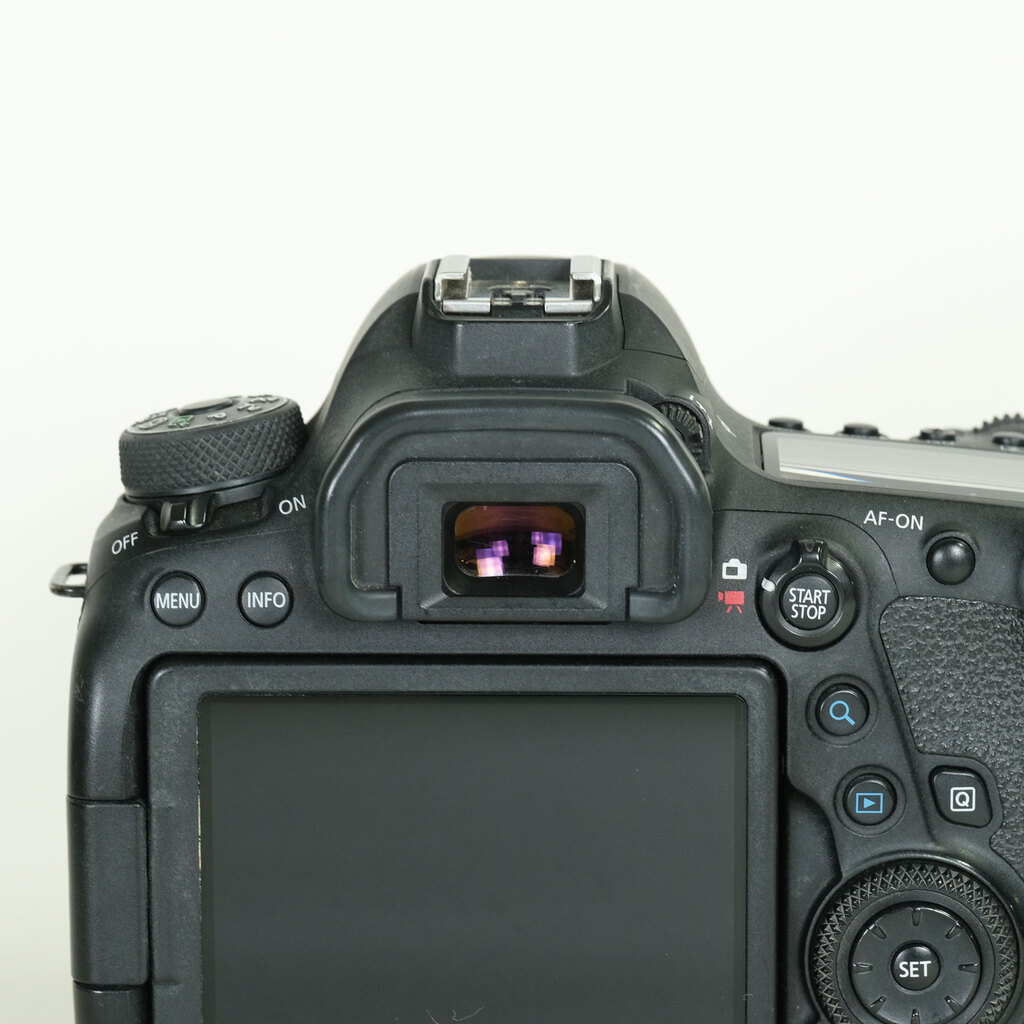 Canon EOS 6D Mark II