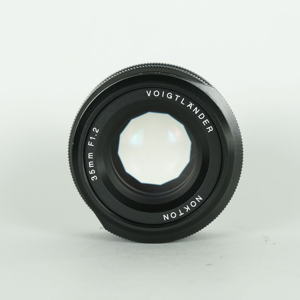 Voigtlander NOKTON 35mm F1.2 [フジフイルムX用]