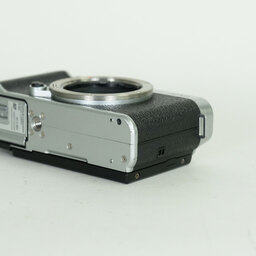 FUJIFILM X-M1 ボディ シルバー