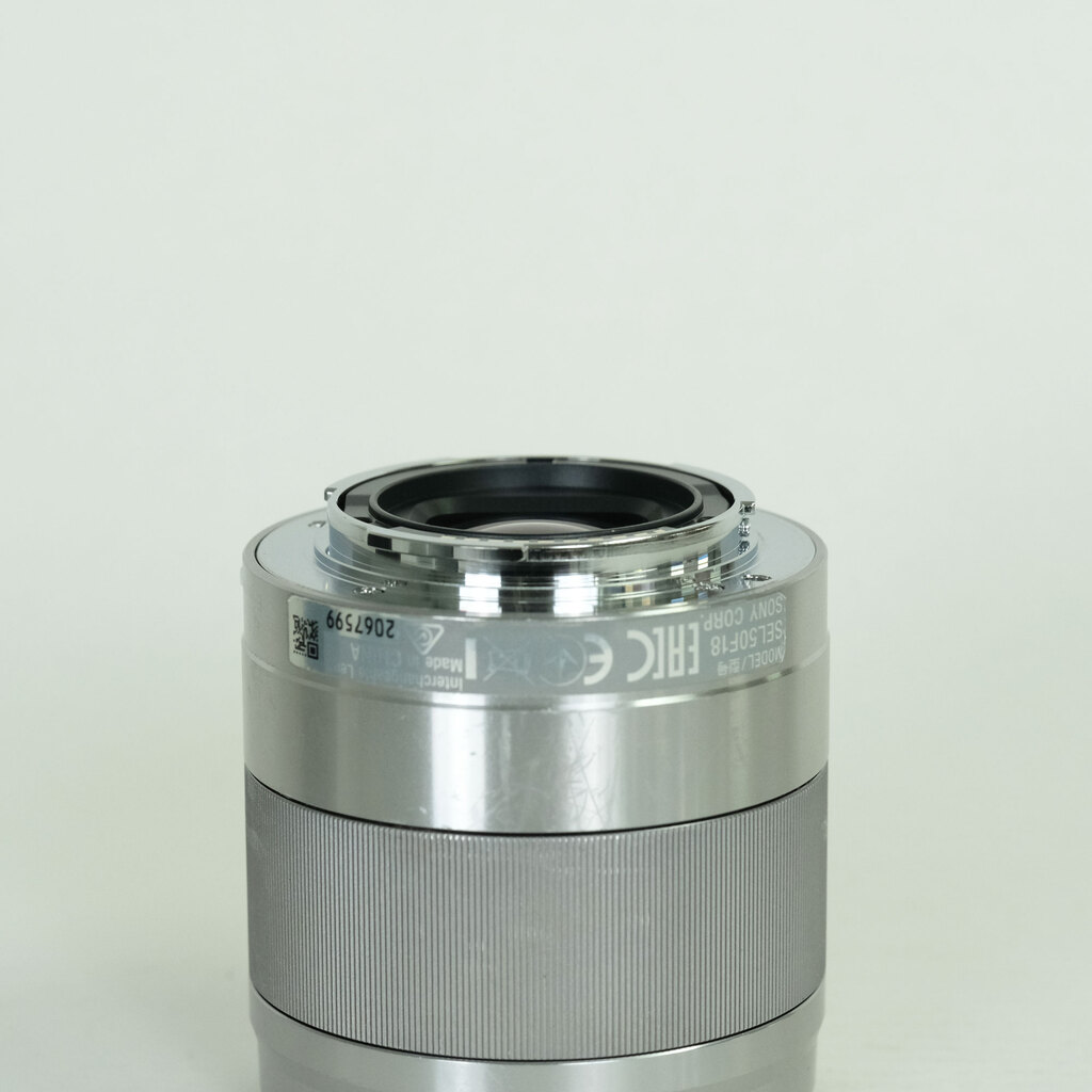 SONY E 50mm F1.8 OSS SEL50F18