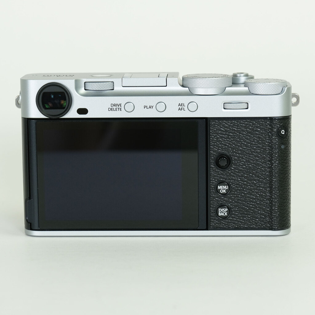 FUJIFILM X-E5