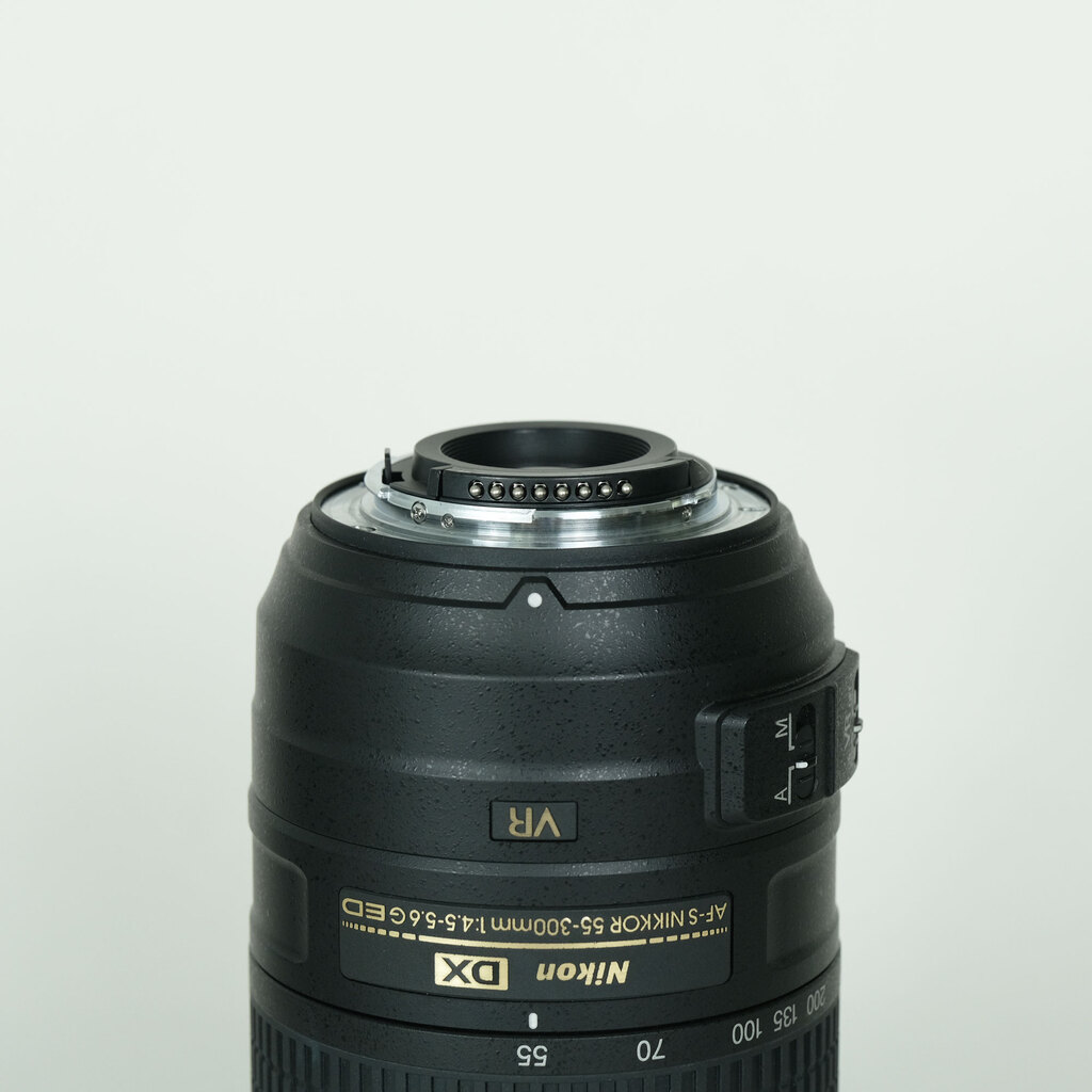 Nikon AF-S DX NIKKOR 55-300mm F4.5-5.6G ED VRの出品 | ONE SCENE