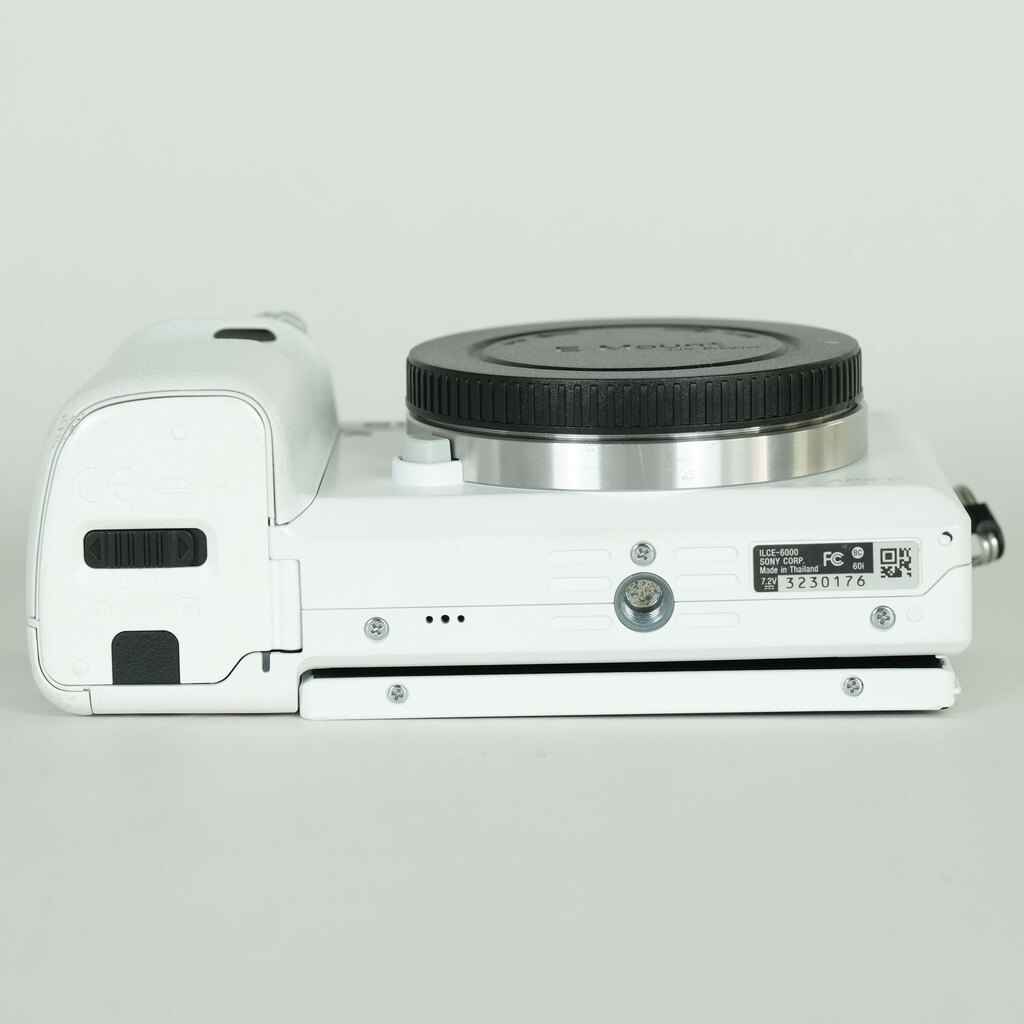 SONY α6000（ILCE-6000）