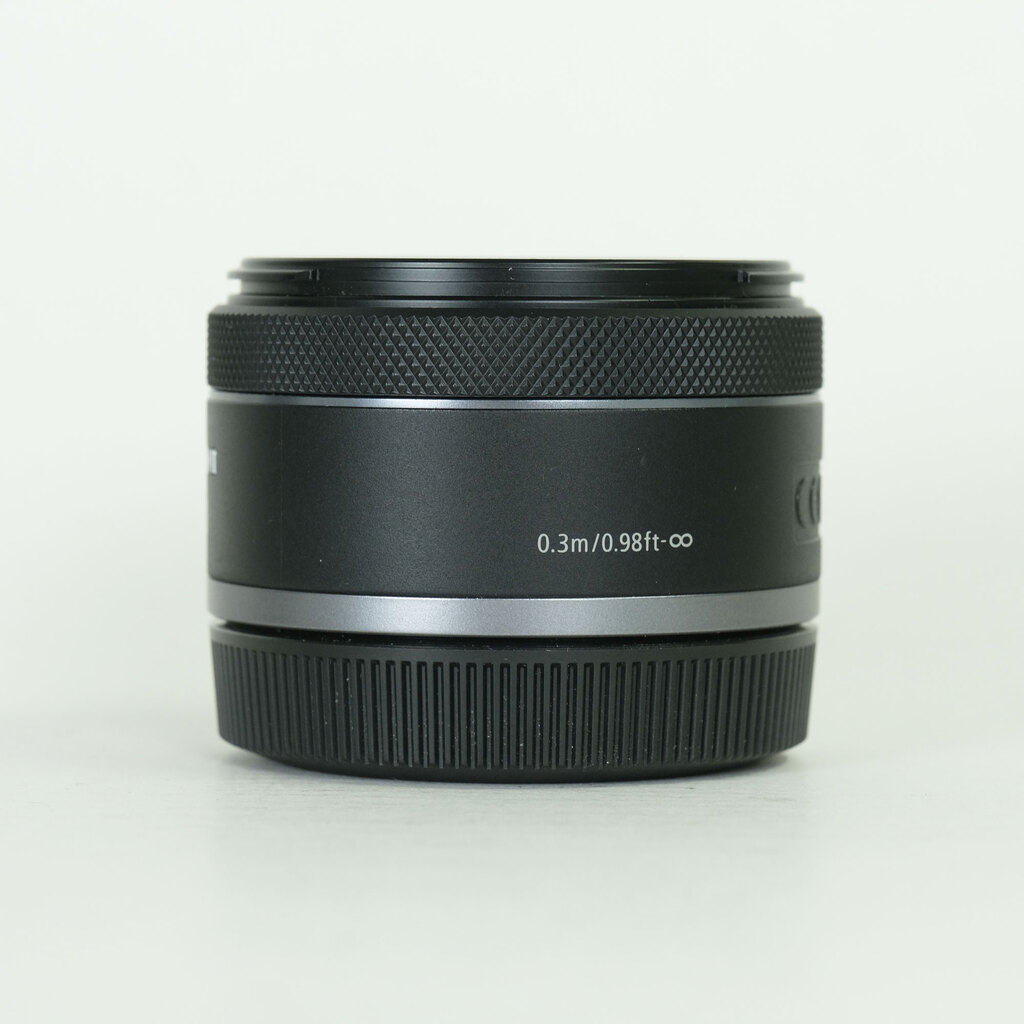 Canon RF50mm F1.8 STM Canon RF50mm F1.8 STM
