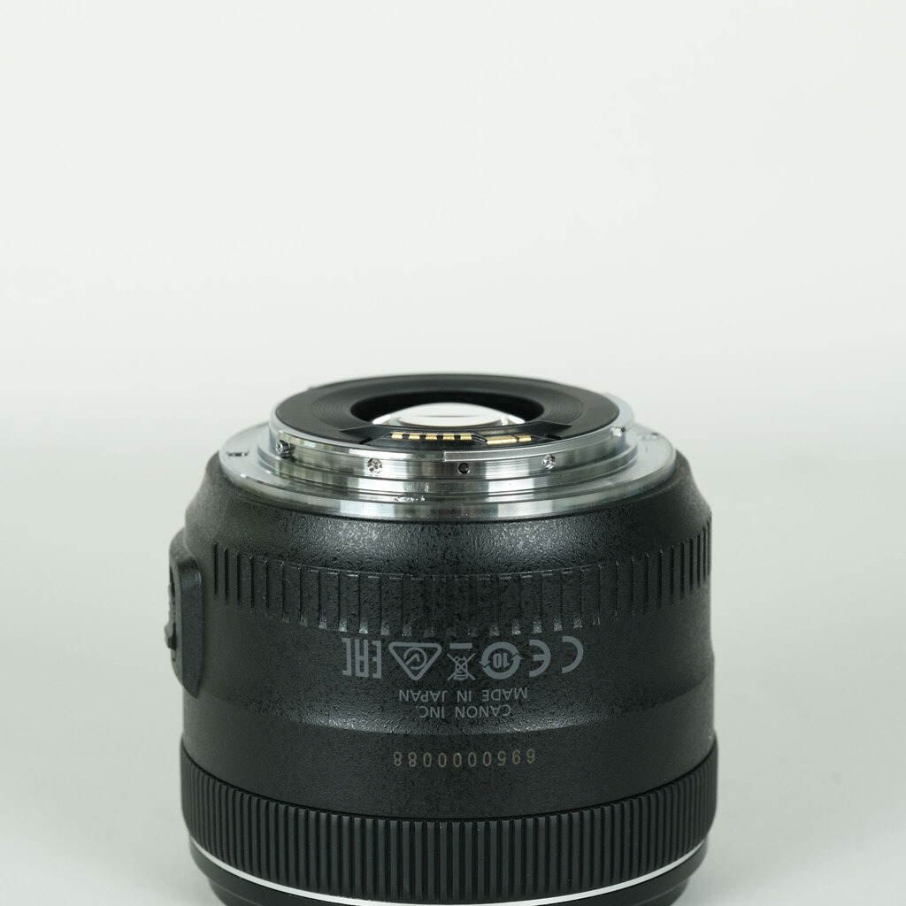Canon EF35mm F2 IS USM Canon EF35mm F2 IS USM