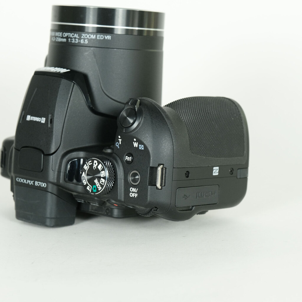 Nikon COOLPIX B700 ブラック