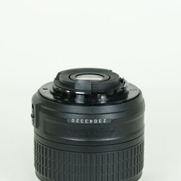 Nikon AF-S DX NIKKOR 18-55mm f3.5-5.6G VR II Nikon AF-S DX NIKKOR 18-55mm f3.5-5.6G VR II