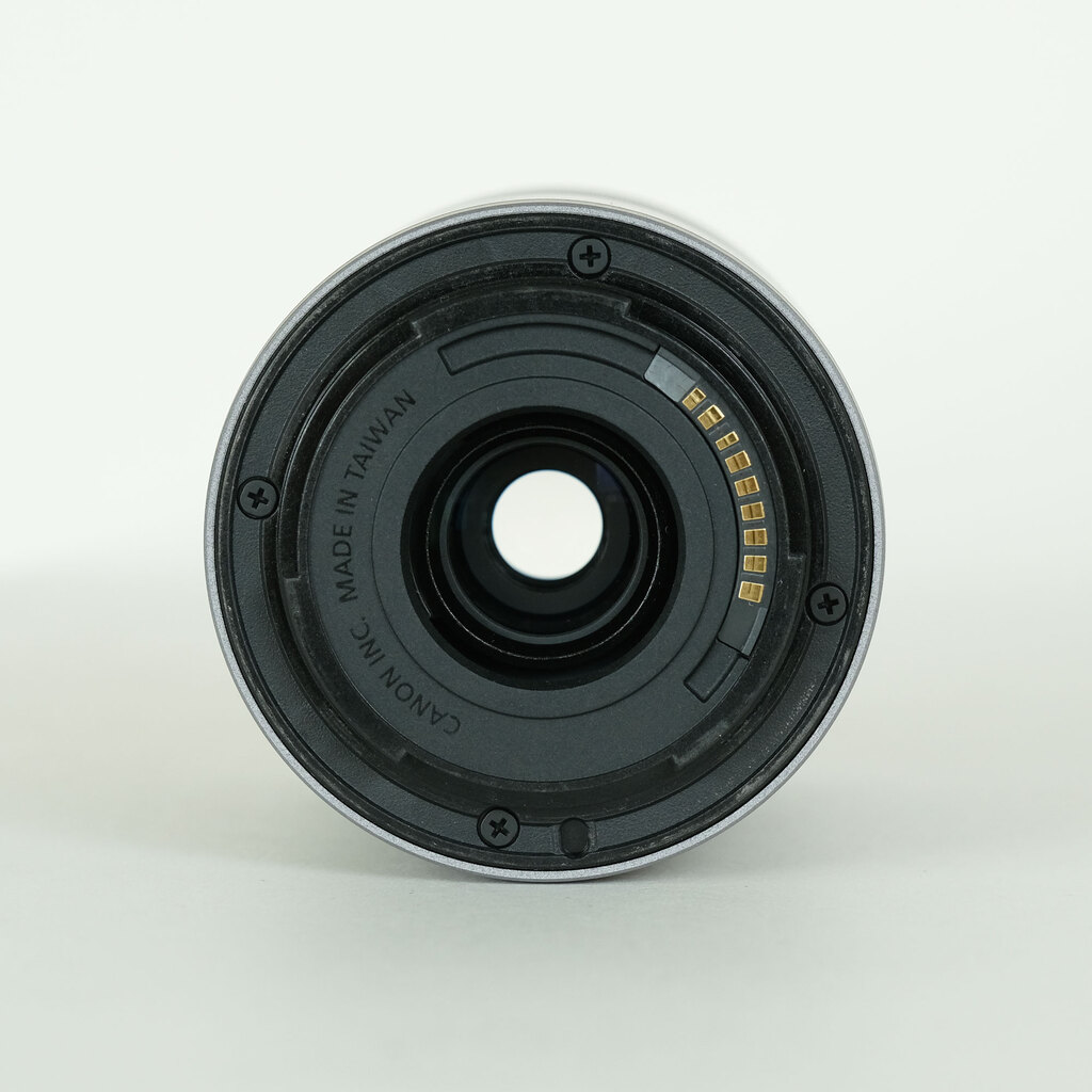 Canon EF-M55-200mm F4.5-6.3 IS STM シルバー