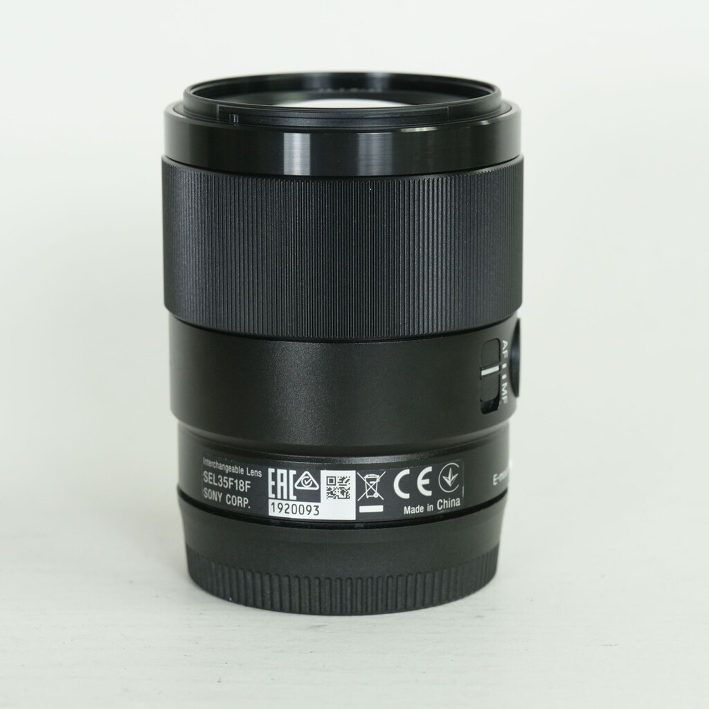 SONY FE 35mm F1.8 SEL35F18F SONY FE 35mm F1.8 SEL35F18F