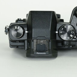 Panasonic LUMIX DMC-G8 Panasonic LUMIX DMC-G8
