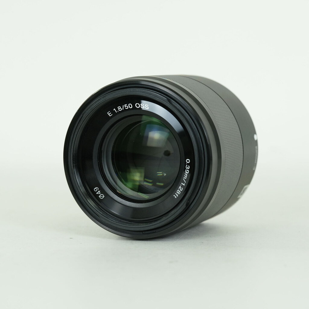 SONY E 50mm F1.8 OSS SEL50F18