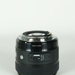 SIGMA 30mm F1.4 DC HSM | Art [キヤノン用]