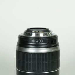 Canon EF-S18-200mm F3.5-5.6 IS