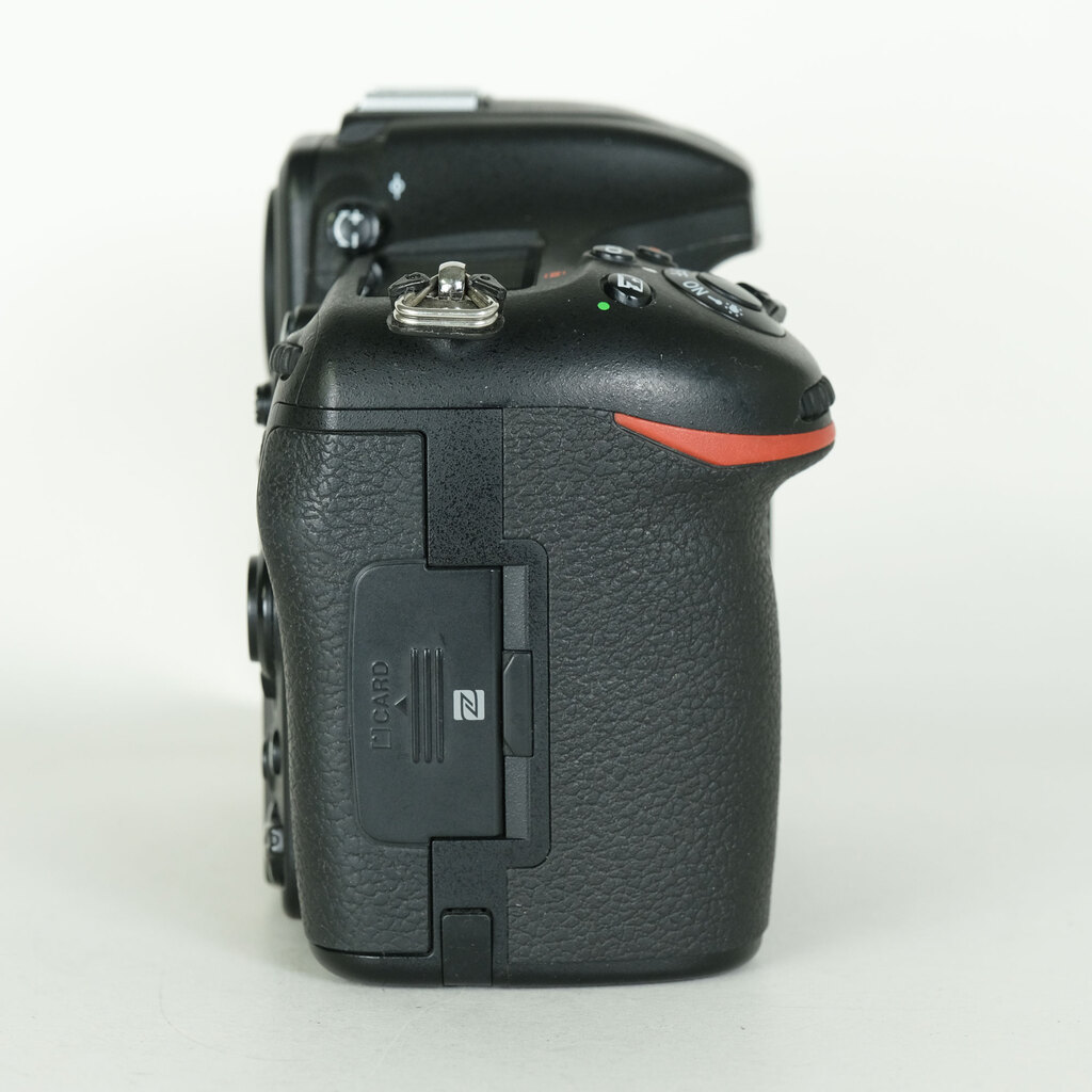 Nikon D500
