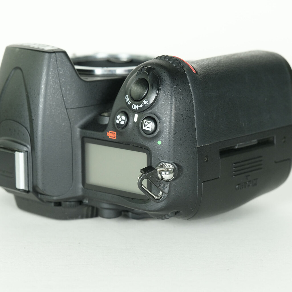 Nikon D7000の出品 | ONE SCENE（ワンシーン）