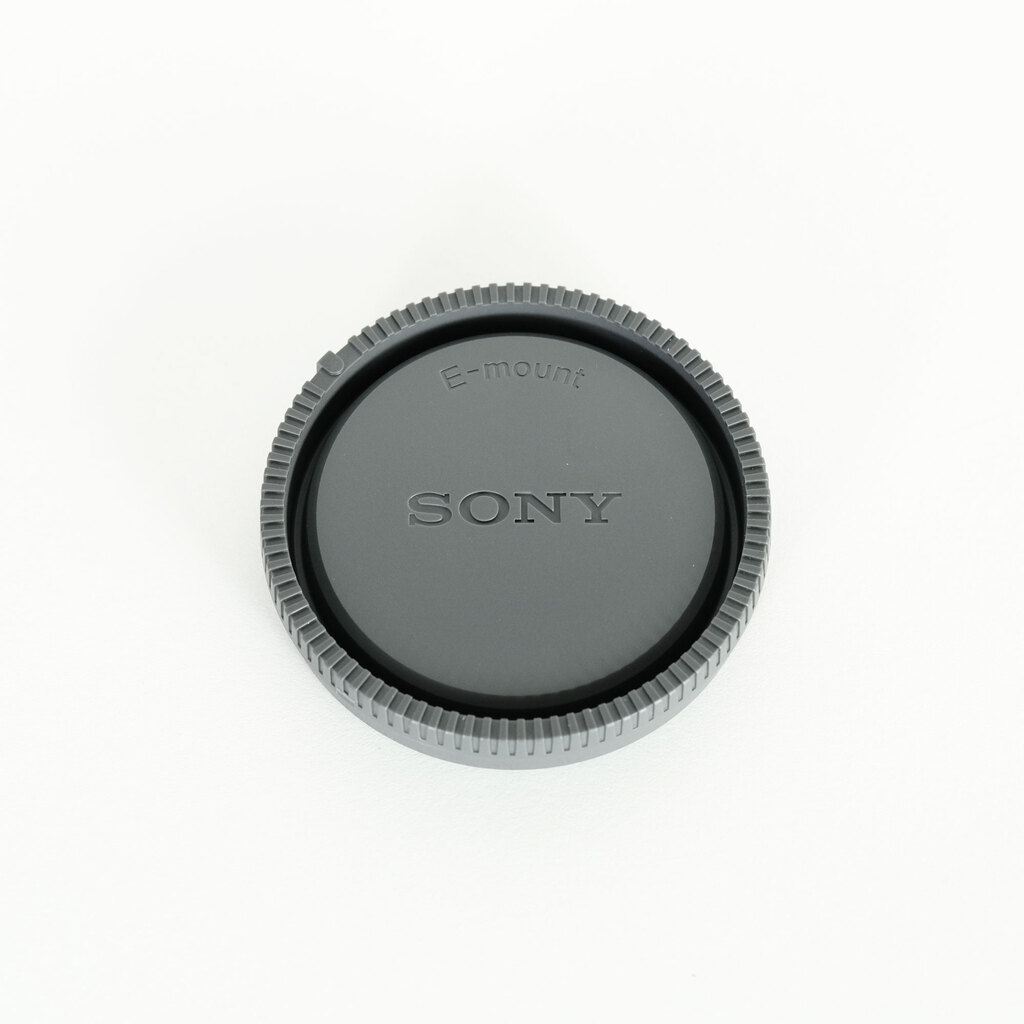 SONY E18-200mm F3.5-6.3 OSS SEL18200