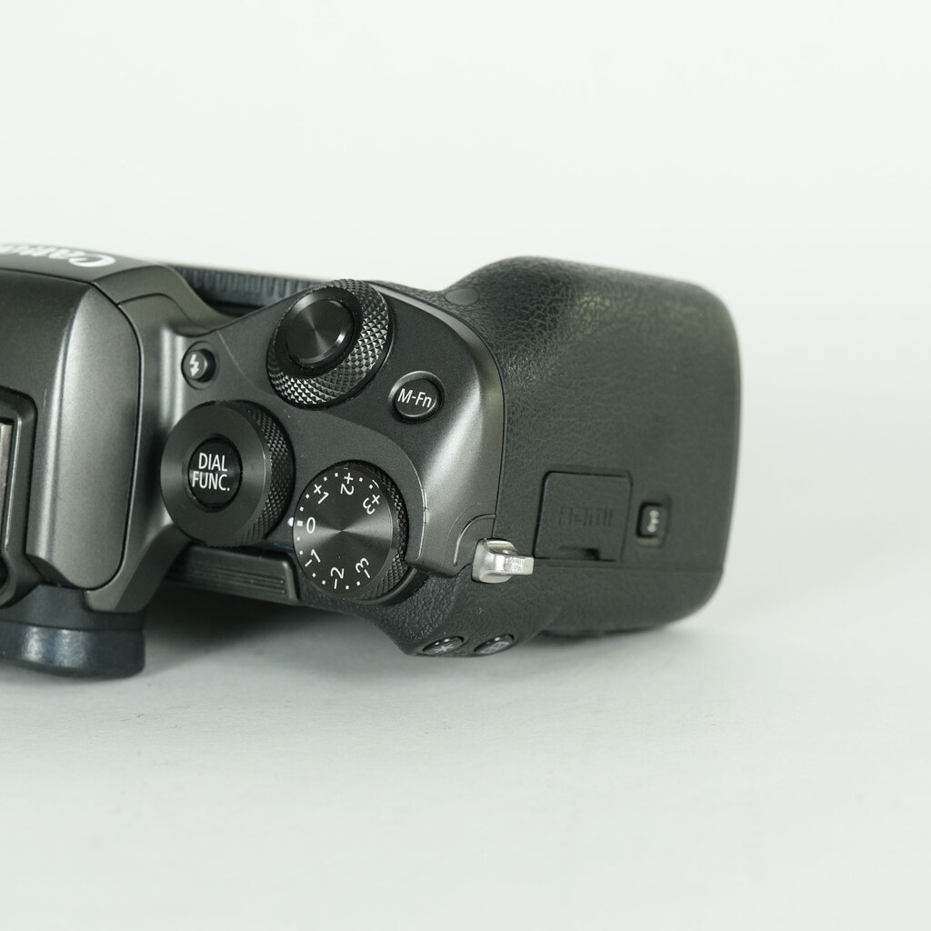 Canon EOS M5 Canon EOS M5