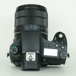 SONY Cyber-shot DSC-RX10M4