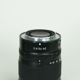 Nikon NIKKOR Z 24-70mm f/4 S Nikon NIKKOR Z 24-70mm f/4 S